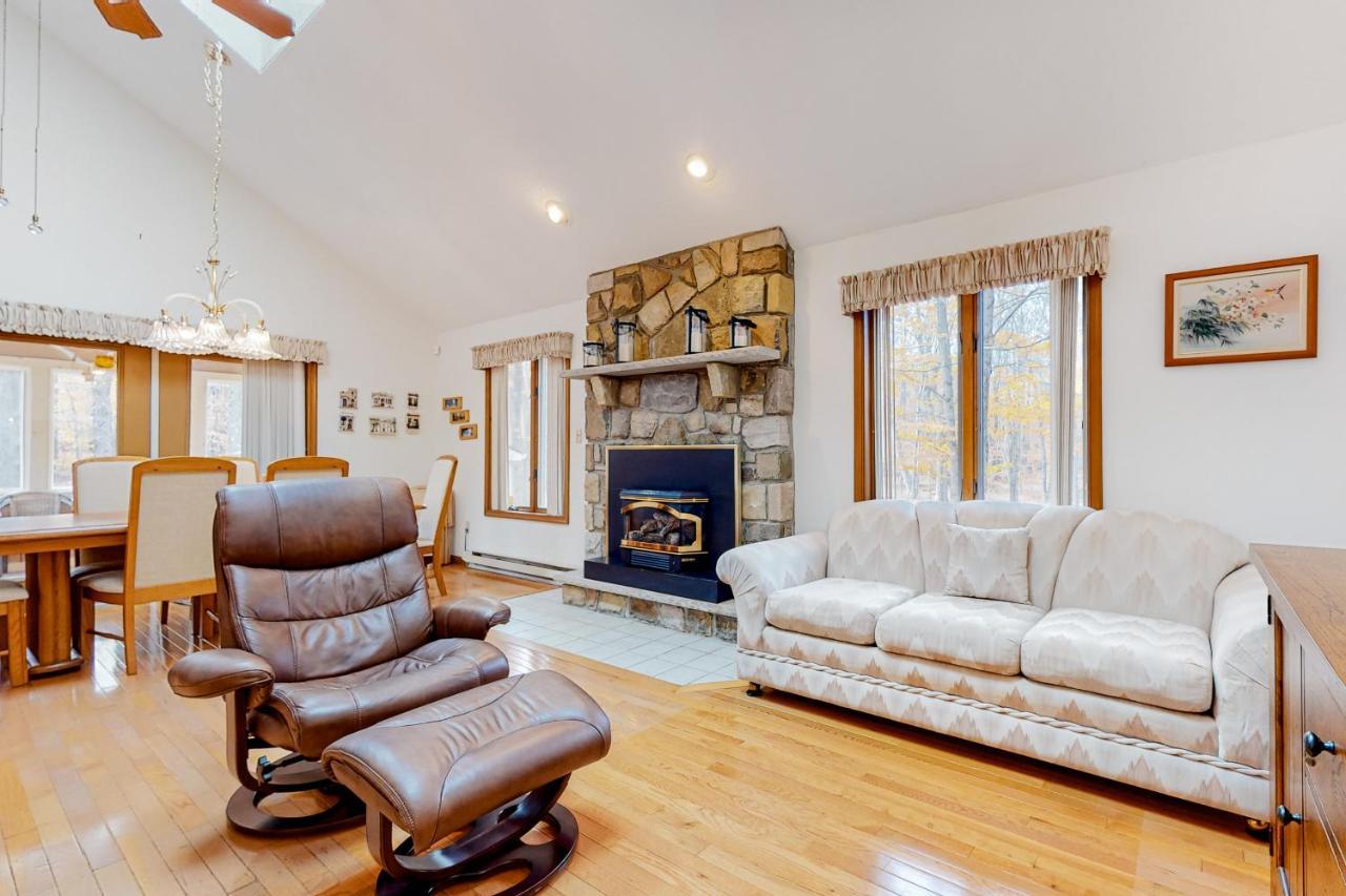 Friendship Lodge Pocono Lake Bagian luar foto