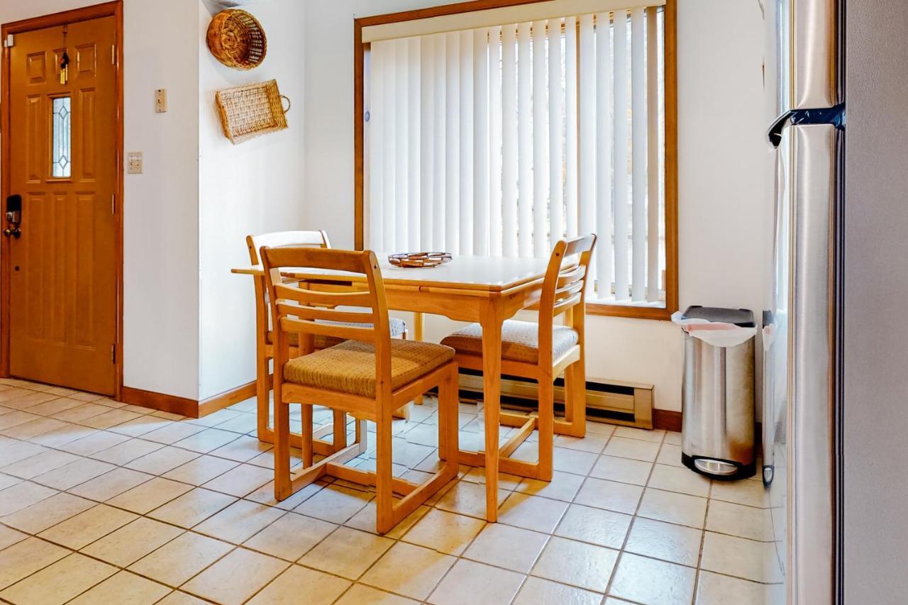 Friendship Lodge Pocono Lake Bagian luar foto