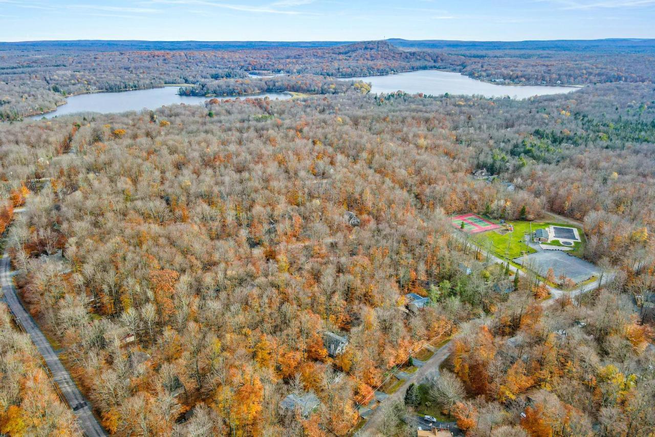Friendship Lodge Pocono Lake Bagian luar foto