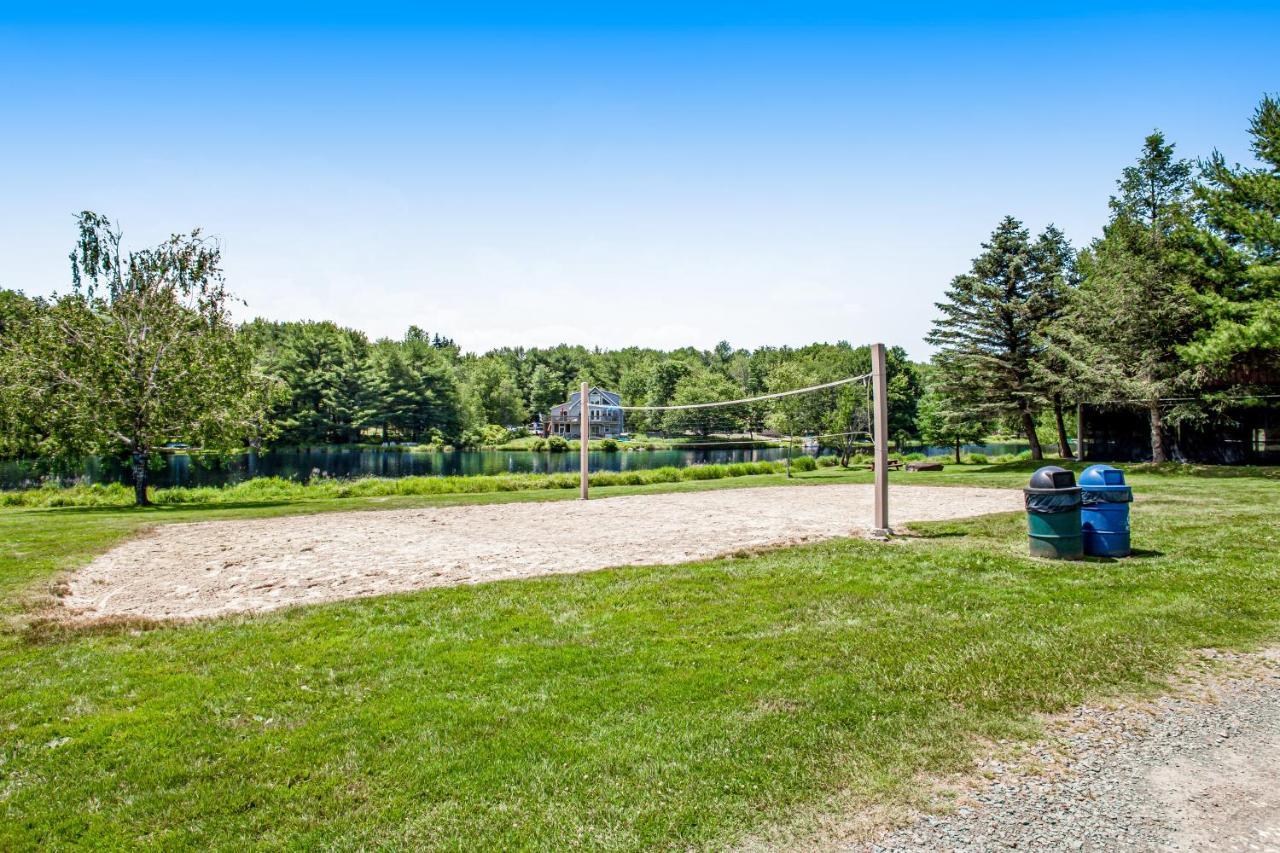 Friendship Lodge Pocono Lake Bagian luar foto