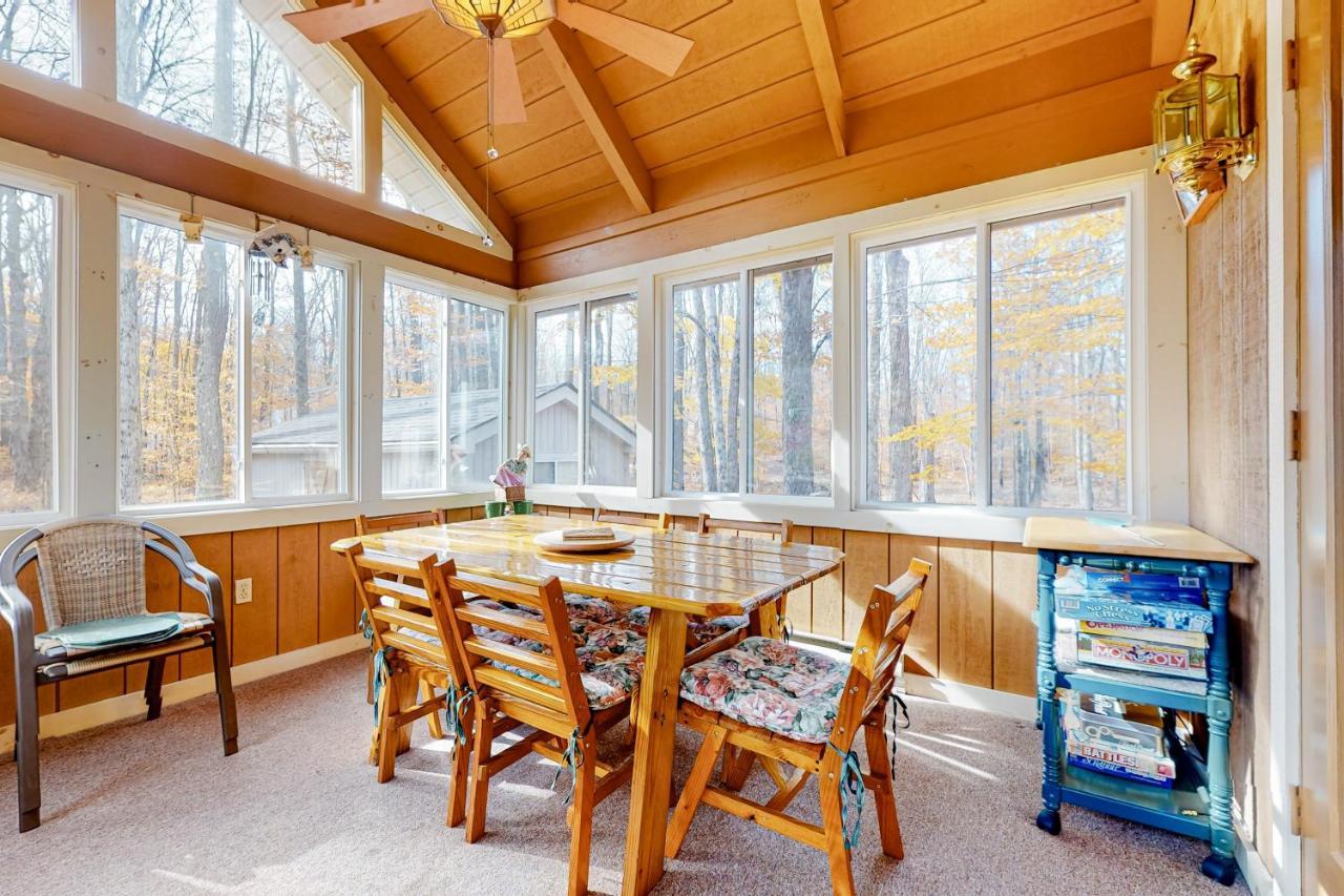 Friendship Lodge Pocono Lake Bagian luar foto
